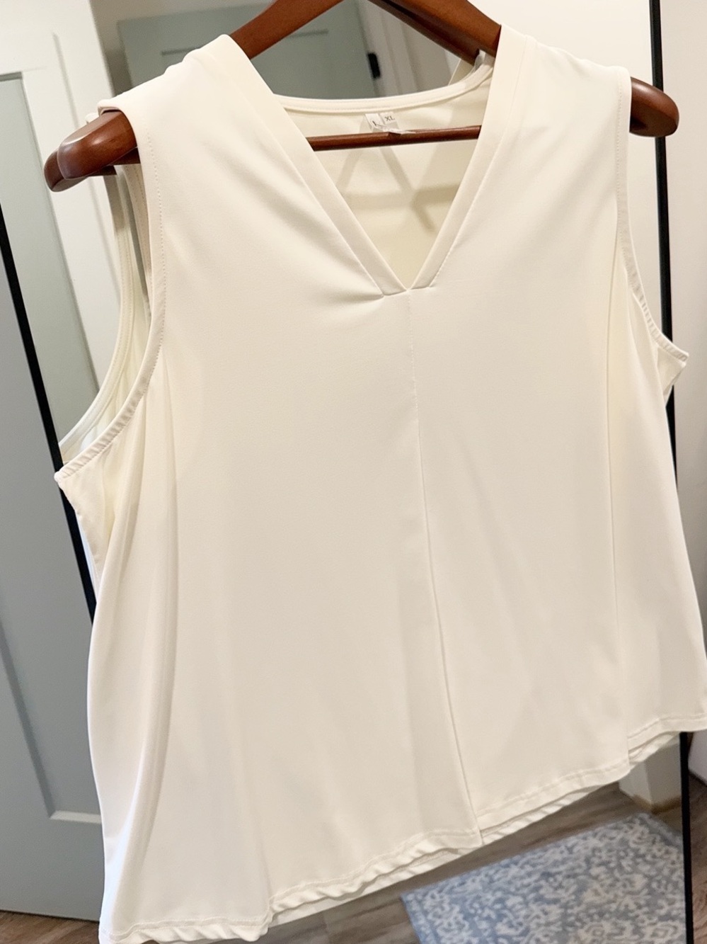 Lulu B Cream V-Neck Sleeveless Top Cream Vacation Summer Neutral Basic Capsule